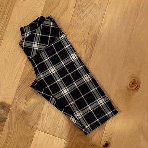Lululemon varsity plaid size 6